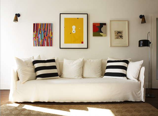 [SofÃ¡ com almofadas listradas[4].png]